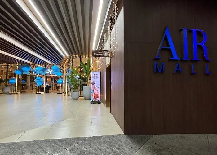 Makati At Air Residences By Honey Manila